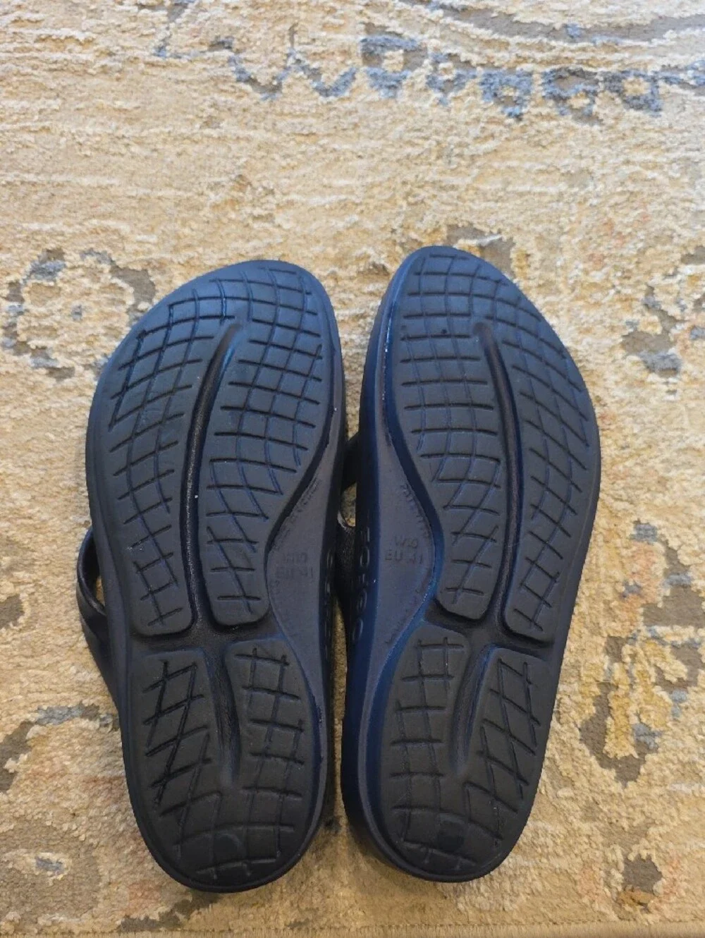 OOFOS Purple Comfort Flip Flops